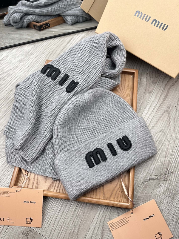 ブランドマフラー側面デザイン